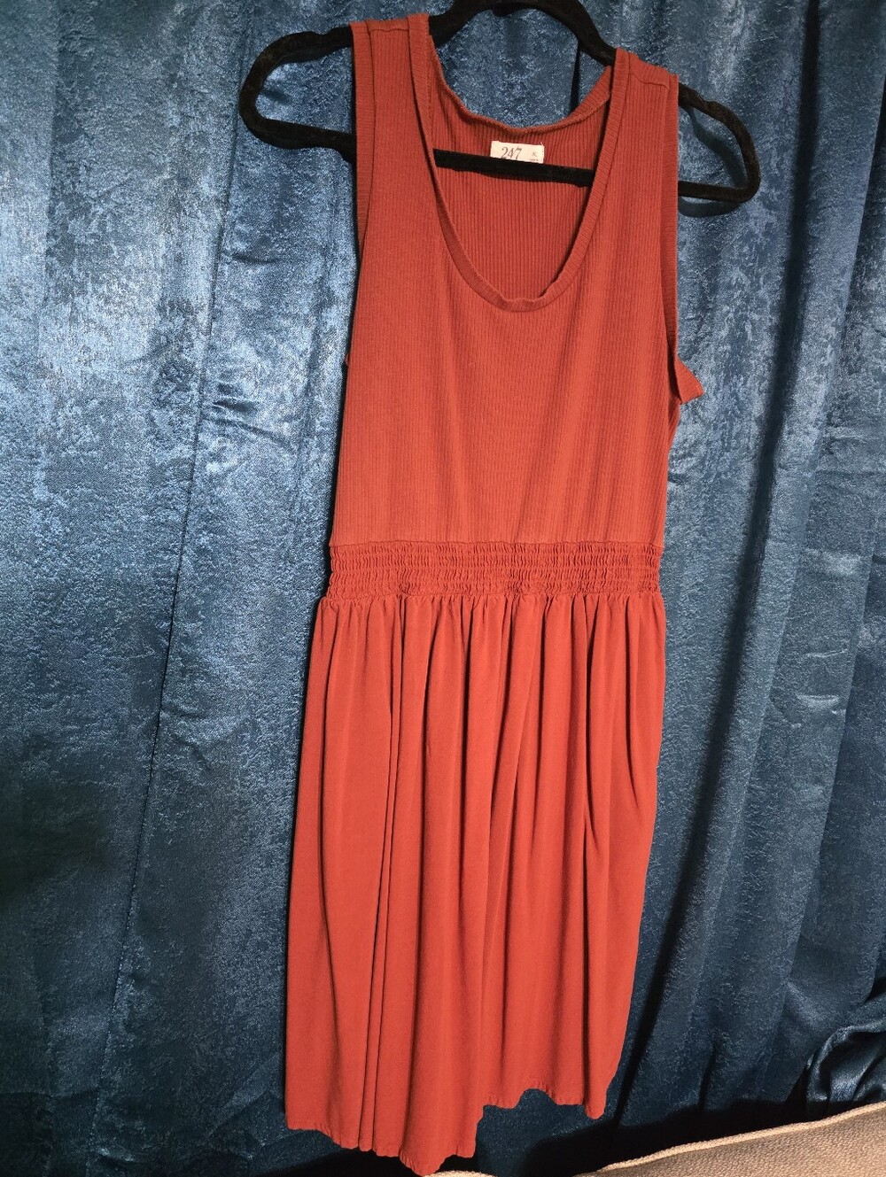 Casual Sleeveless Rust Dress with Smocked Waist